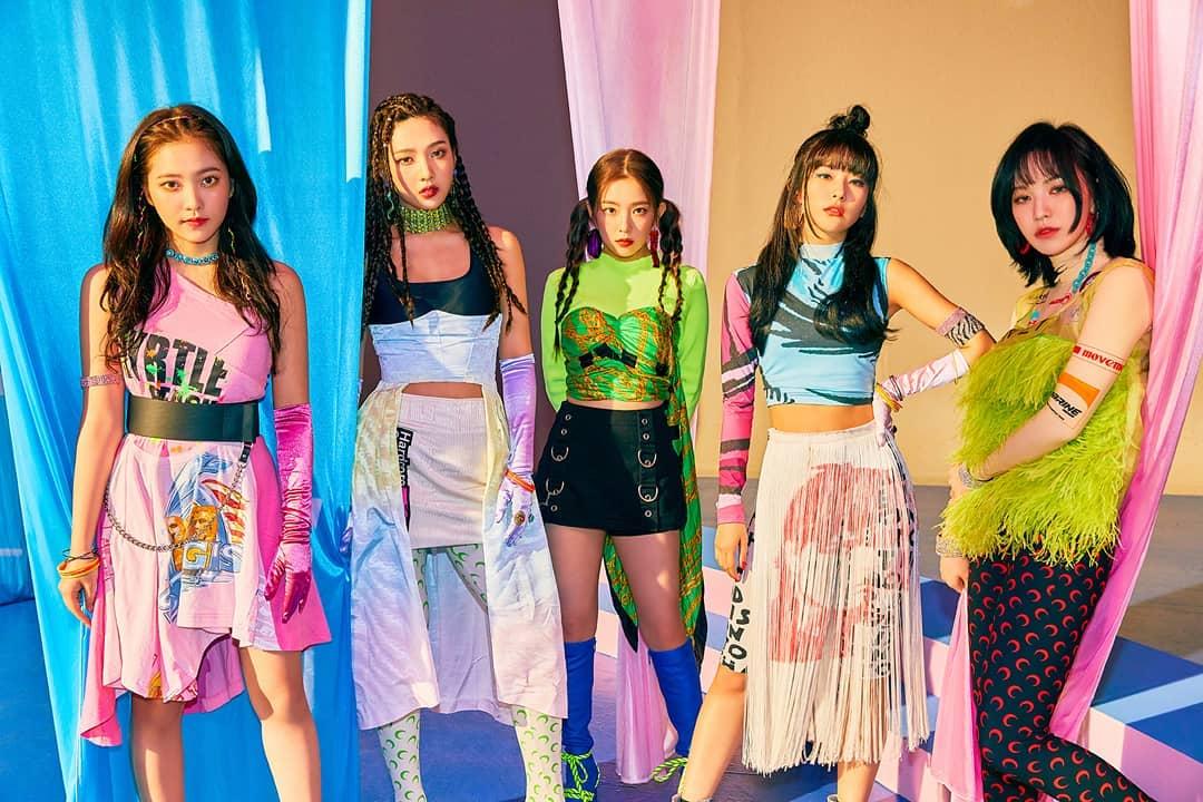 red-velvet-untuk-album-terbaru-mereka-the-reve-festival-day-1.jpg