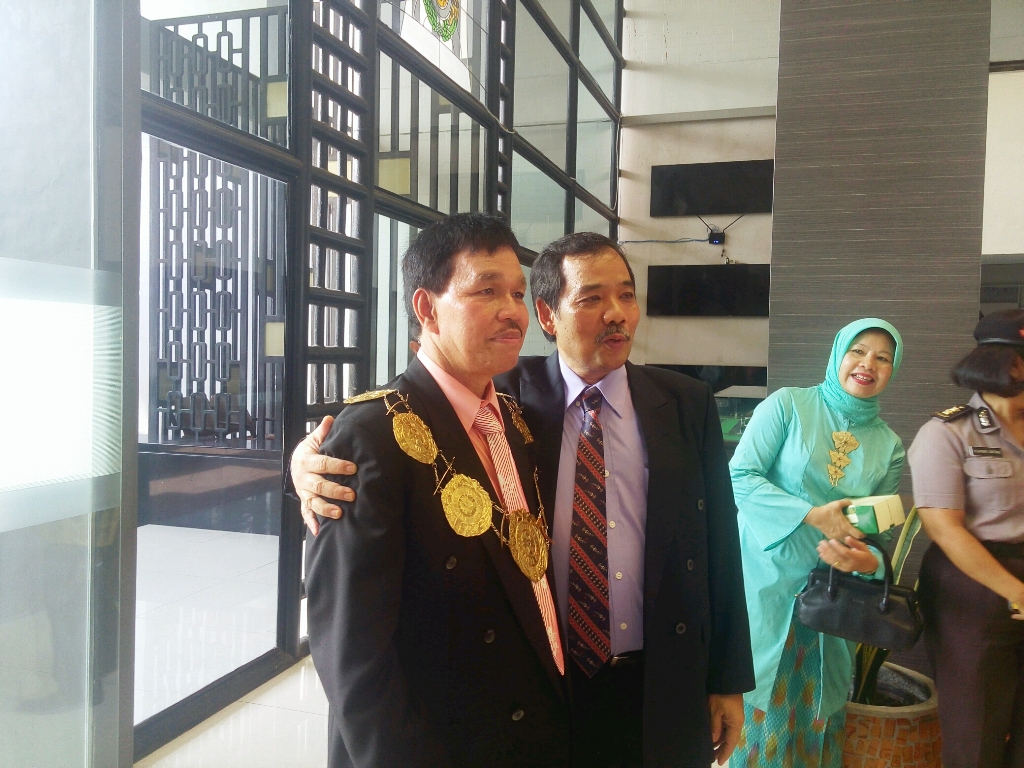 rektor-usu_20160128_173700.jpg