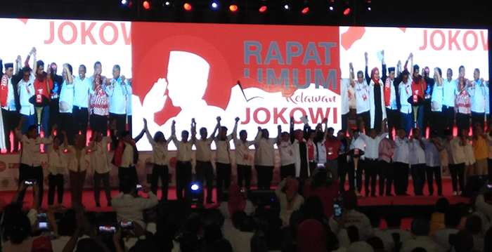 relawan-jokowi_20180804_174851.jpg