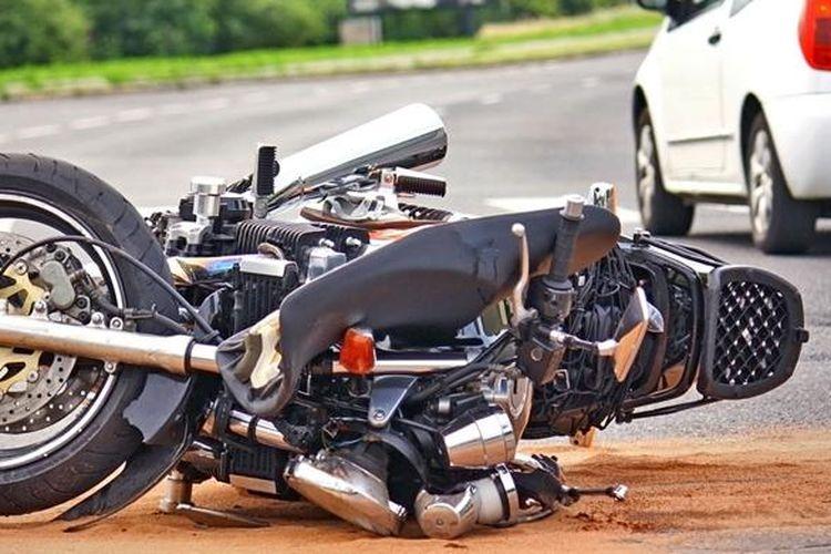 remaja-tewas-karena-iseng-dilempar-cat-dan-ditendang-motornya.jpg