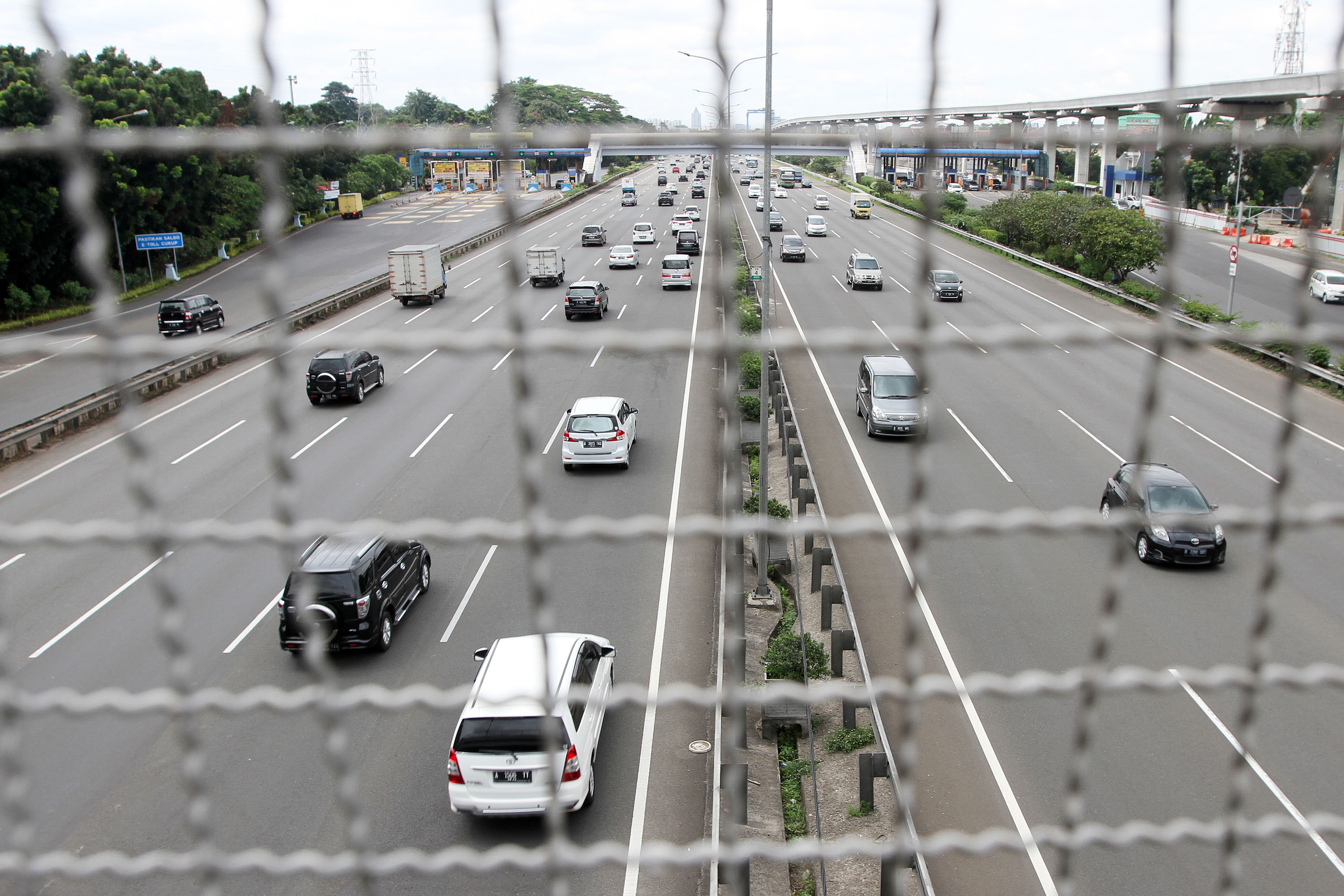 rencana-ganjil-genap-tol-jakarta-cikampek_20180223_204912.jpg