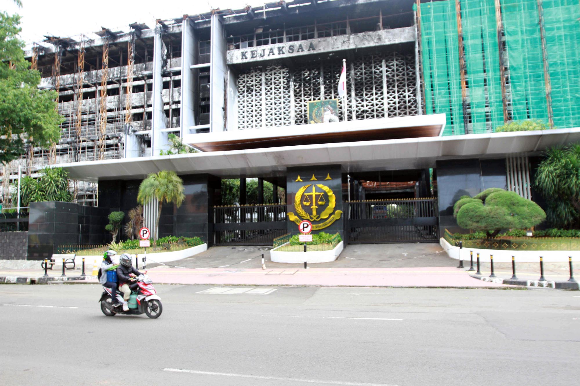 renovasi-gedung-kejaksaan-agung-pasca-kebakaran_20201023_175934.jpg