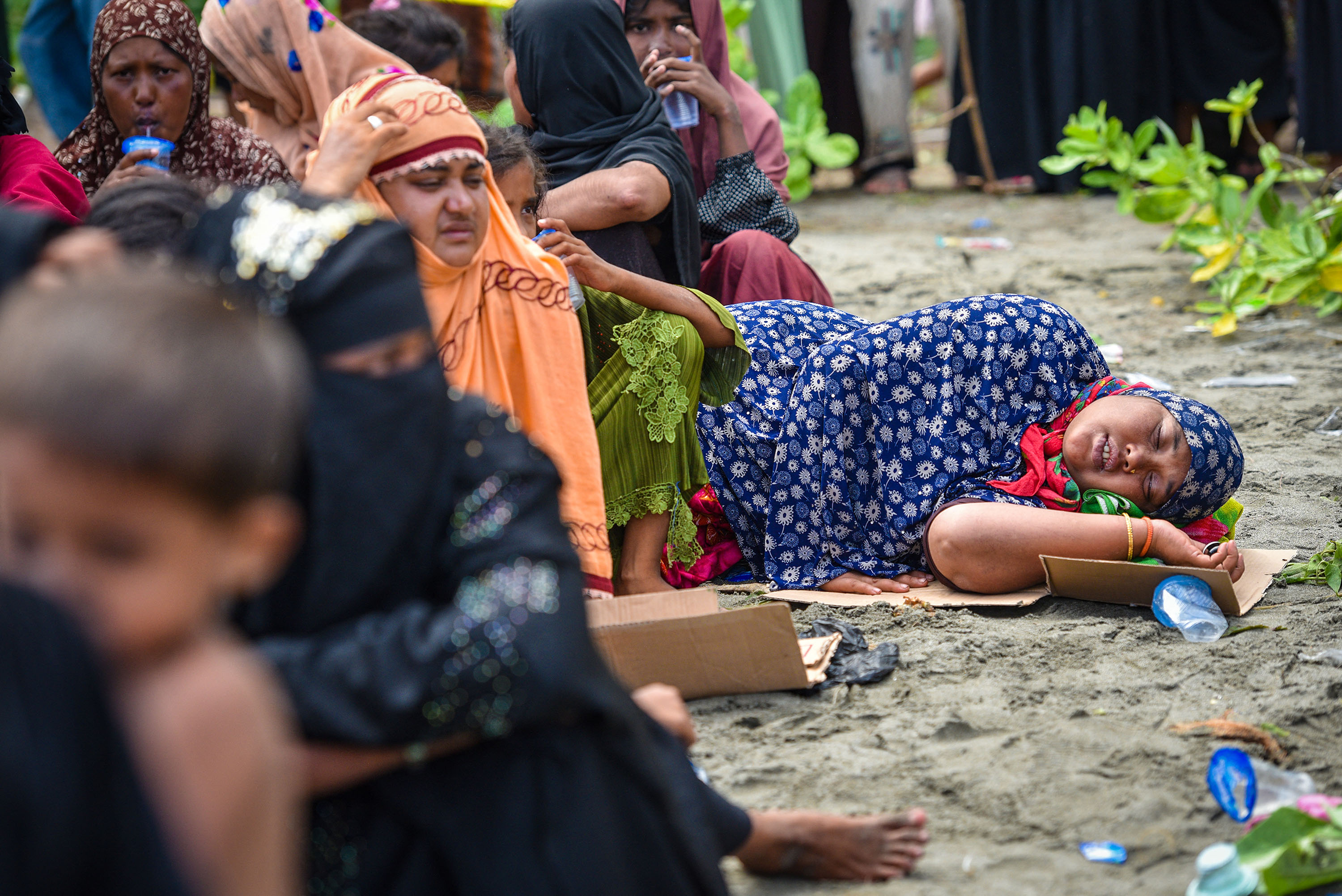 ribuan-pengungsi-rohingya-tiba-di-aceh_20231211_145628.jpg