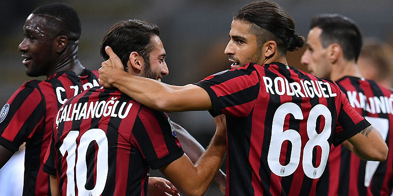 ricardo-rodriguez-pemain-ac-milan_20171026_080204.jpg