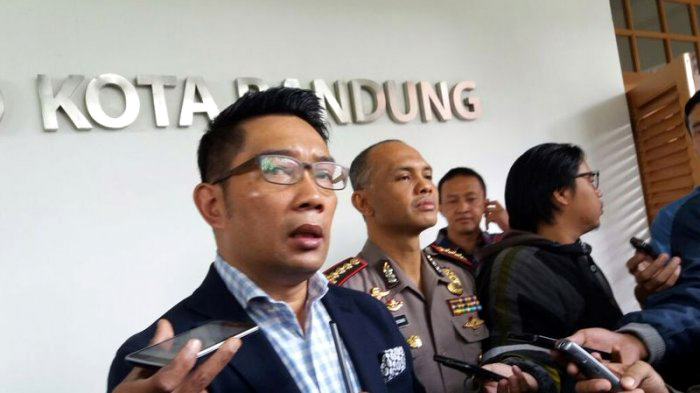 ridwan-kamil-di-pendopo_20170128_120639.jpg