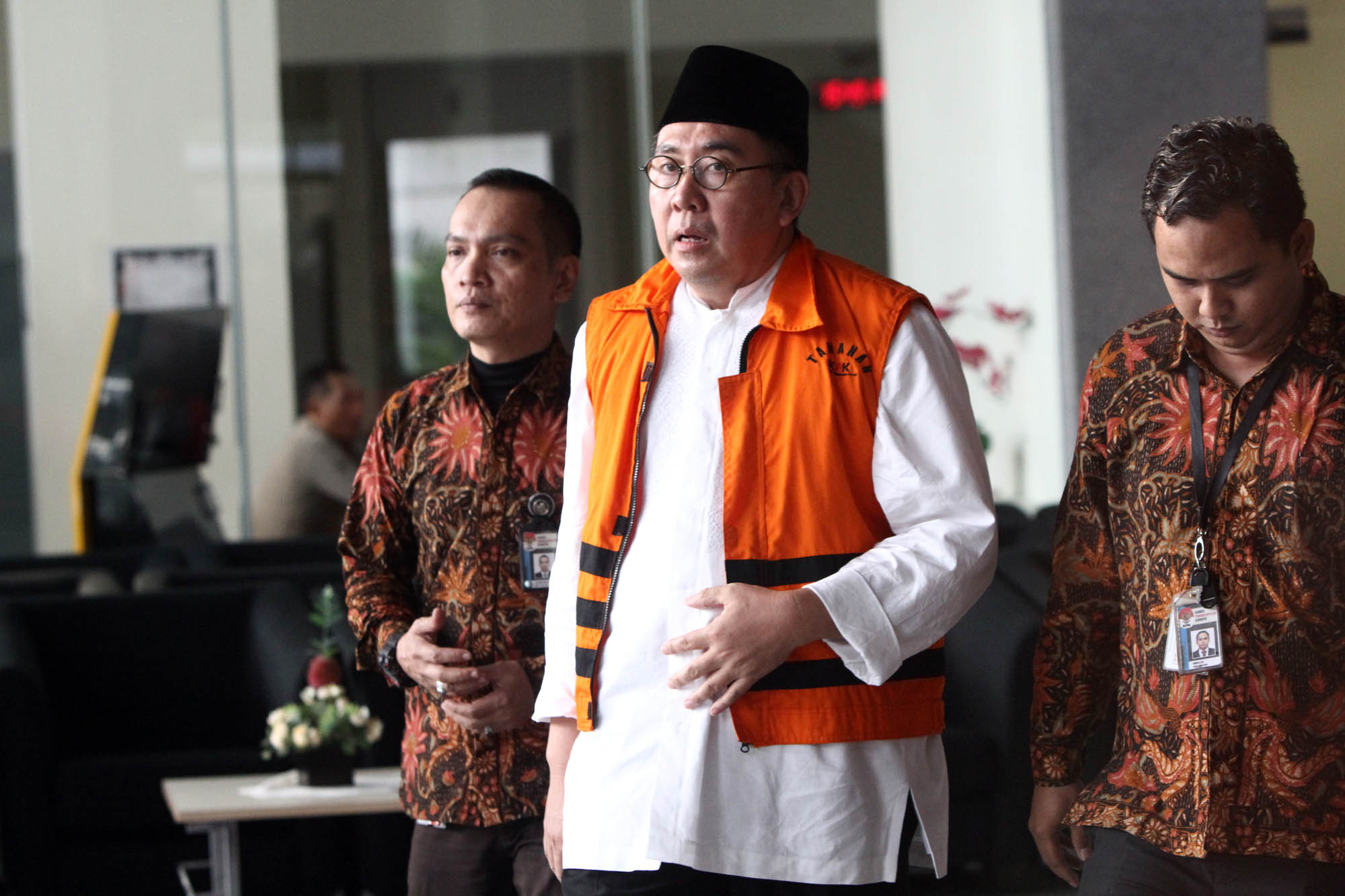 ridwan-mukti-jalani-pemeriksaan-perdana_20170708_002806.jpg