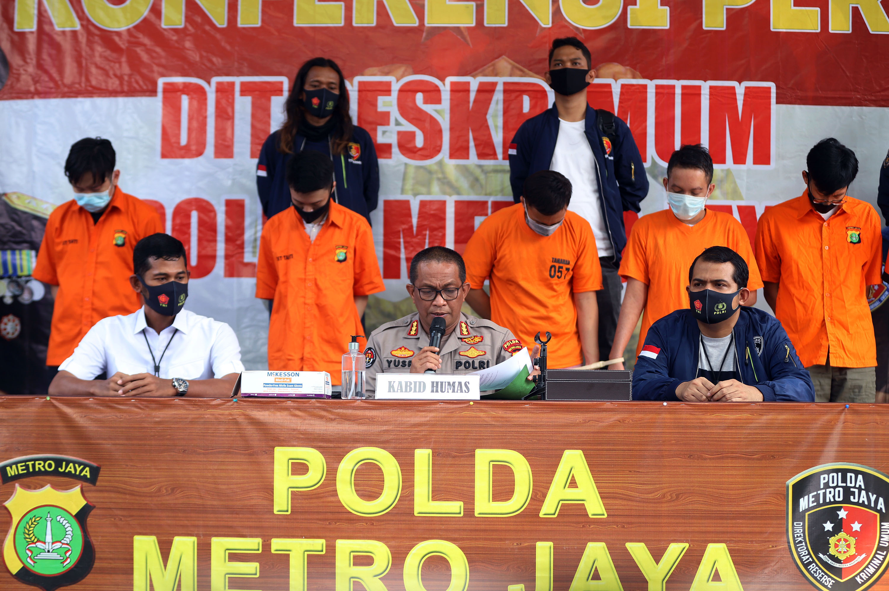 rilis-kasus-pesta-seks-gay_20200902_190855.jpg