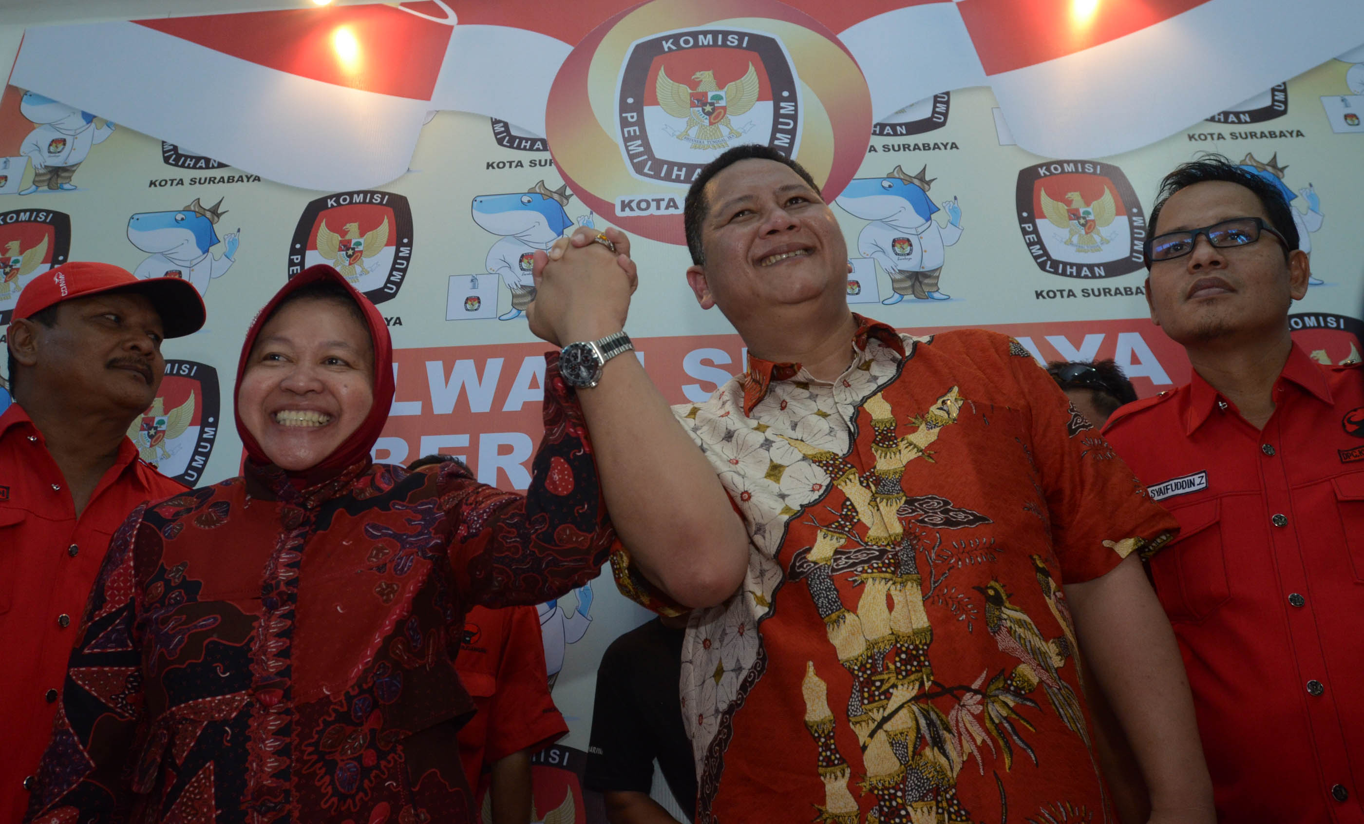 risma-wisnu-daftar-pilwali-surabaya_20150727_133621.jpg