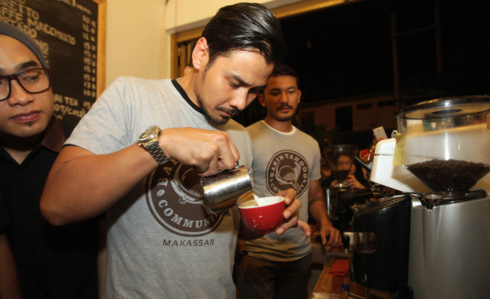 roadshow-film-filosopi-kopi_20150326_165216.jpg
