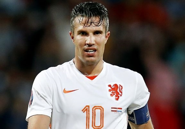 robin-van-persie-ngosngosann_20150702_003321.jpg