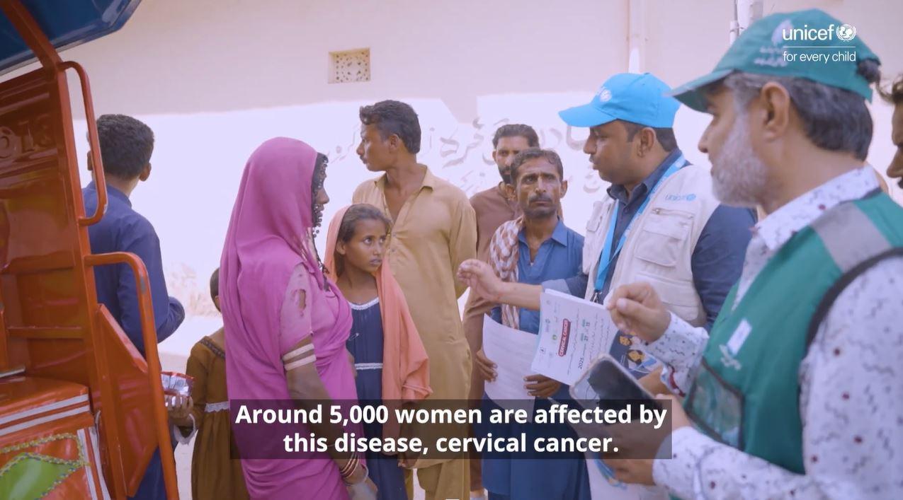 VAKSINASI HPV - Tangkap layar YouTube UNICEF Pakistan, memperlihatkan program vaksinasi HPV untuk para remaja di Pakistan pada bulan September 2025. Kampanye vaksinasi ini sempat terkendala rumor dan sentimen negatif.