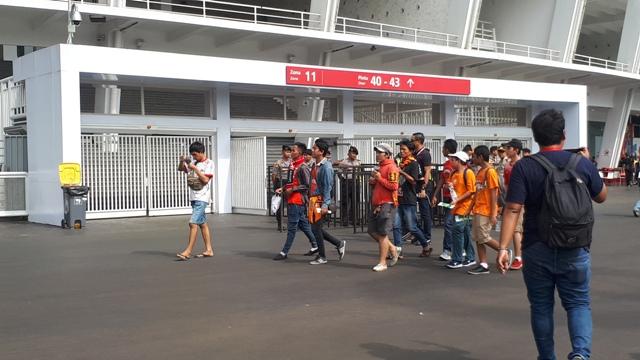 rombongan-the-jakmania.jpg