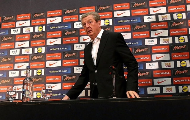 roy-hodgson-jumperssss_20160322_195431.jpg