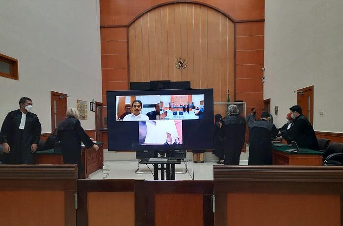 roy-surya-kembali-akan-menjalani-sidang-kasus-meme-stupa-mirip-presiden-jokowi-123.jpg
