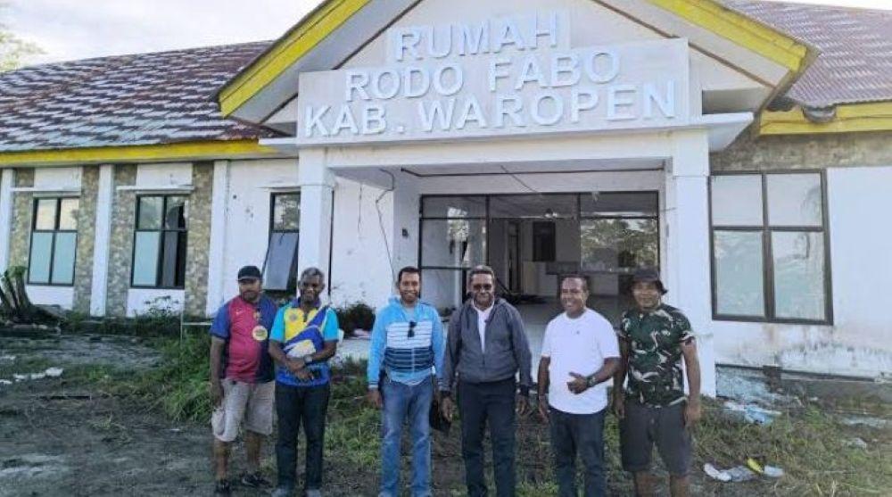 Di Waropen Papua Butuh 7 Jam Perjalanan untuk Penanganan Medis Layak, Warga Desak Pembangunan RS