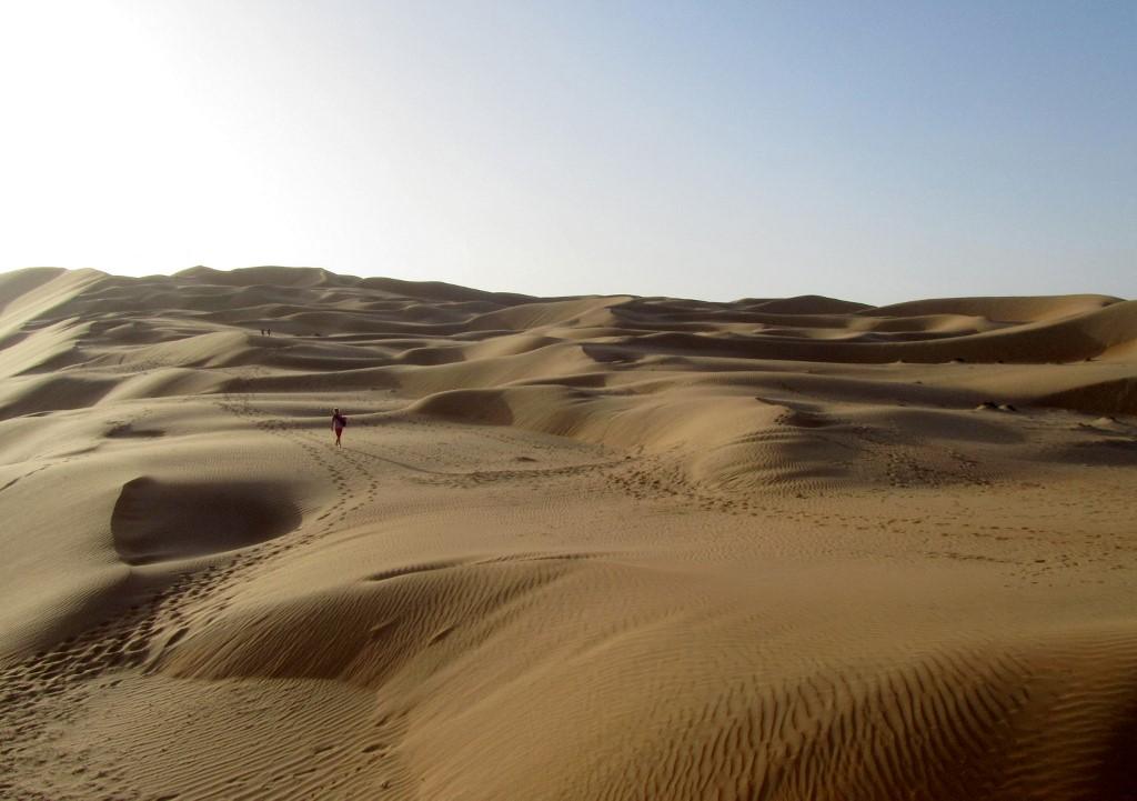 Pria Uni Emirat Arab Hilang 3 Hari Lebih di Gurun, Ditemukan Hidup dan Sehat