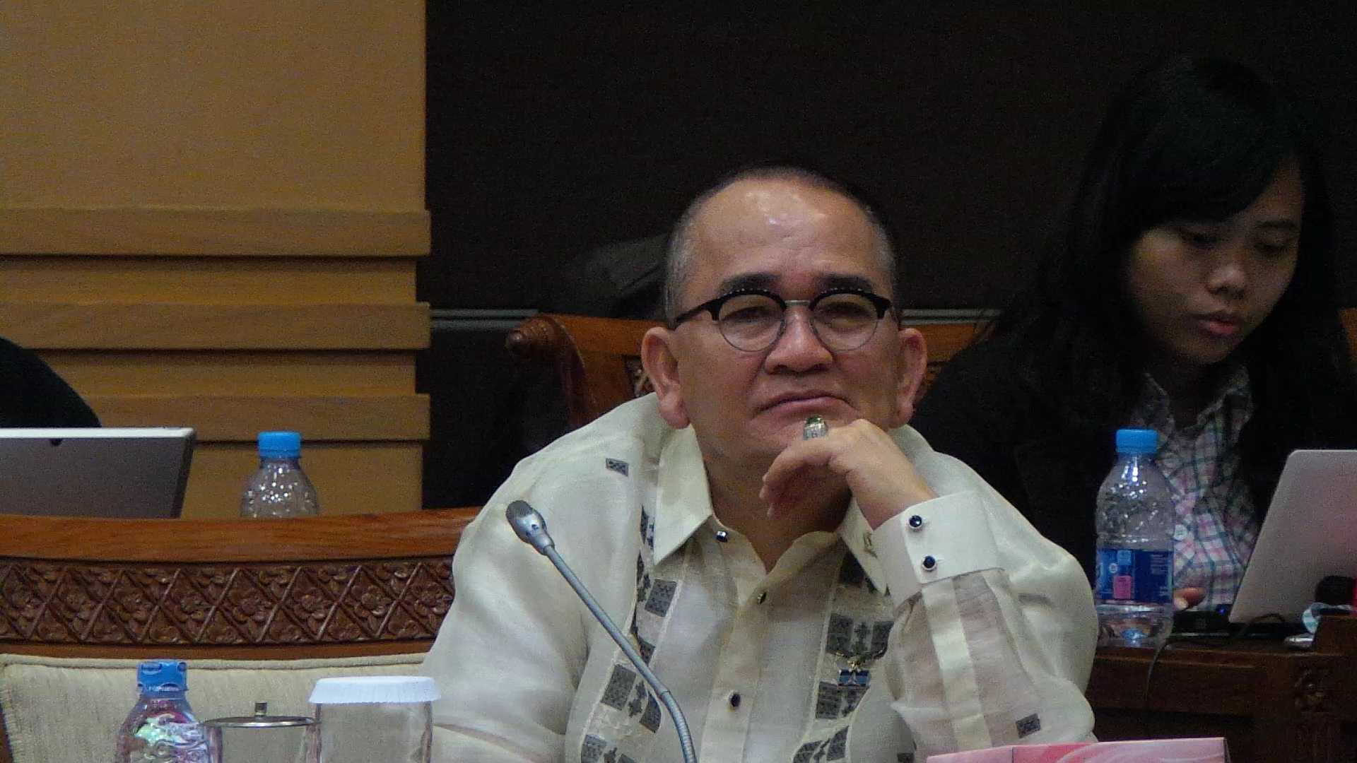 ruhut-sitompul-anggota-komisi-iii-dpr-ri-fraksi-partai-demokrat_20151218_144743.jpg