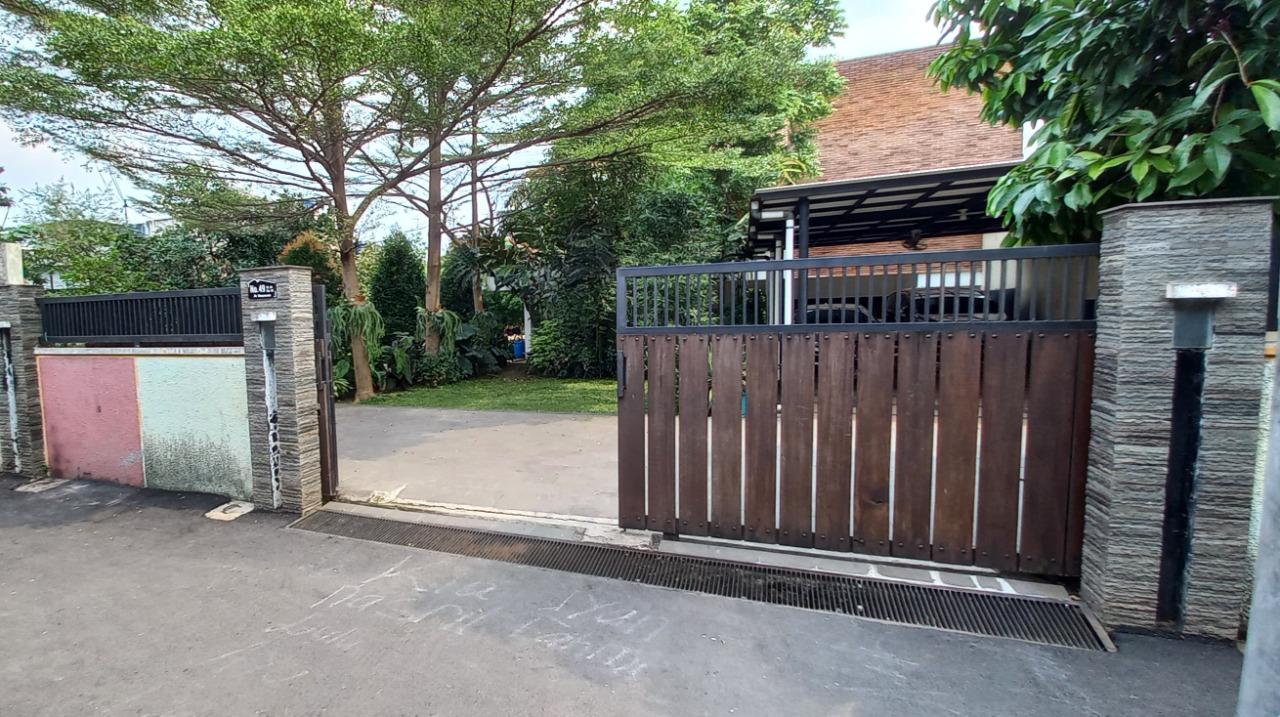 rumah-ahyudin-di-tangsel.jpg