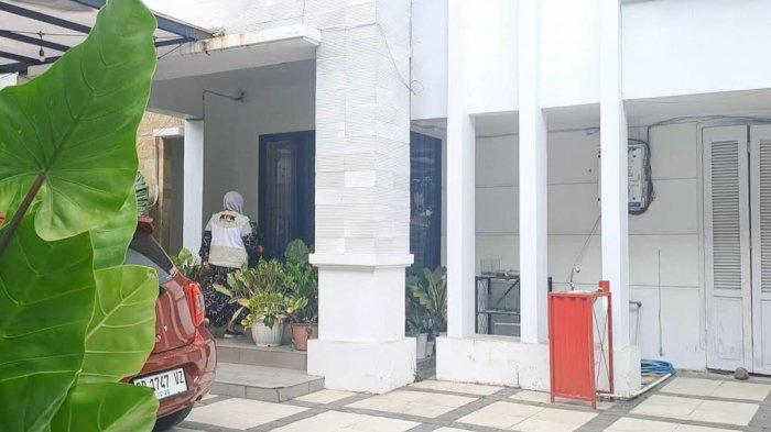 rumah-keluarga-syl-digeledah-kpk.jpg