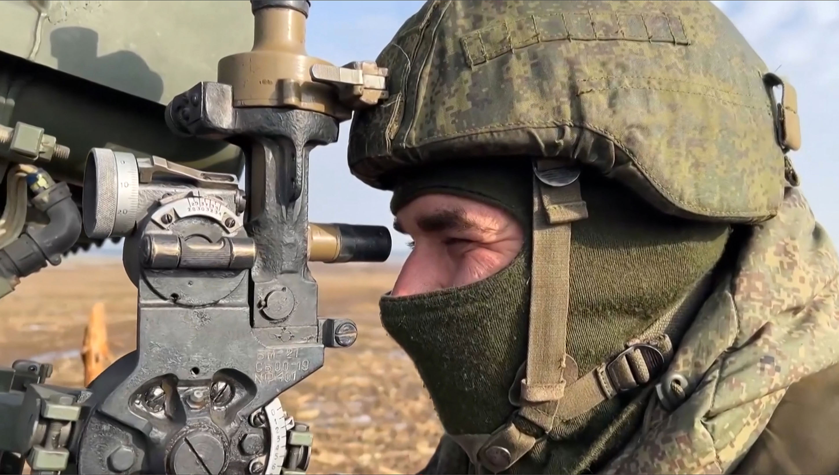 rusia-dan-belarusia-latihan-militer-bersama_20220218_141002.jpg