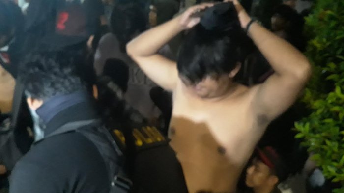 sahur-on-the-road-di-jaksel-dibubarkan_20180610_064806.jpg
