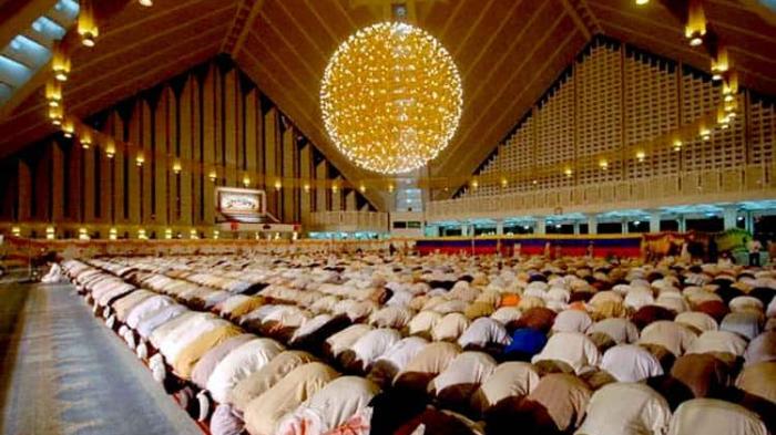 salat-tarawih-752019.jpg