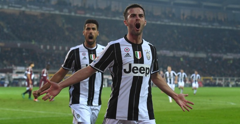 sami-khedira-dan-miralem-pjanic_20171019_011721.jpg