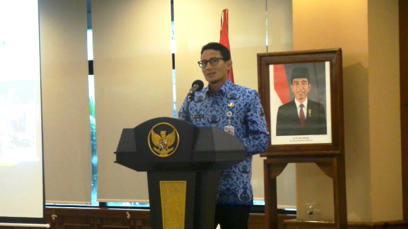 sandiaga-uno_20171030_211544.jpg