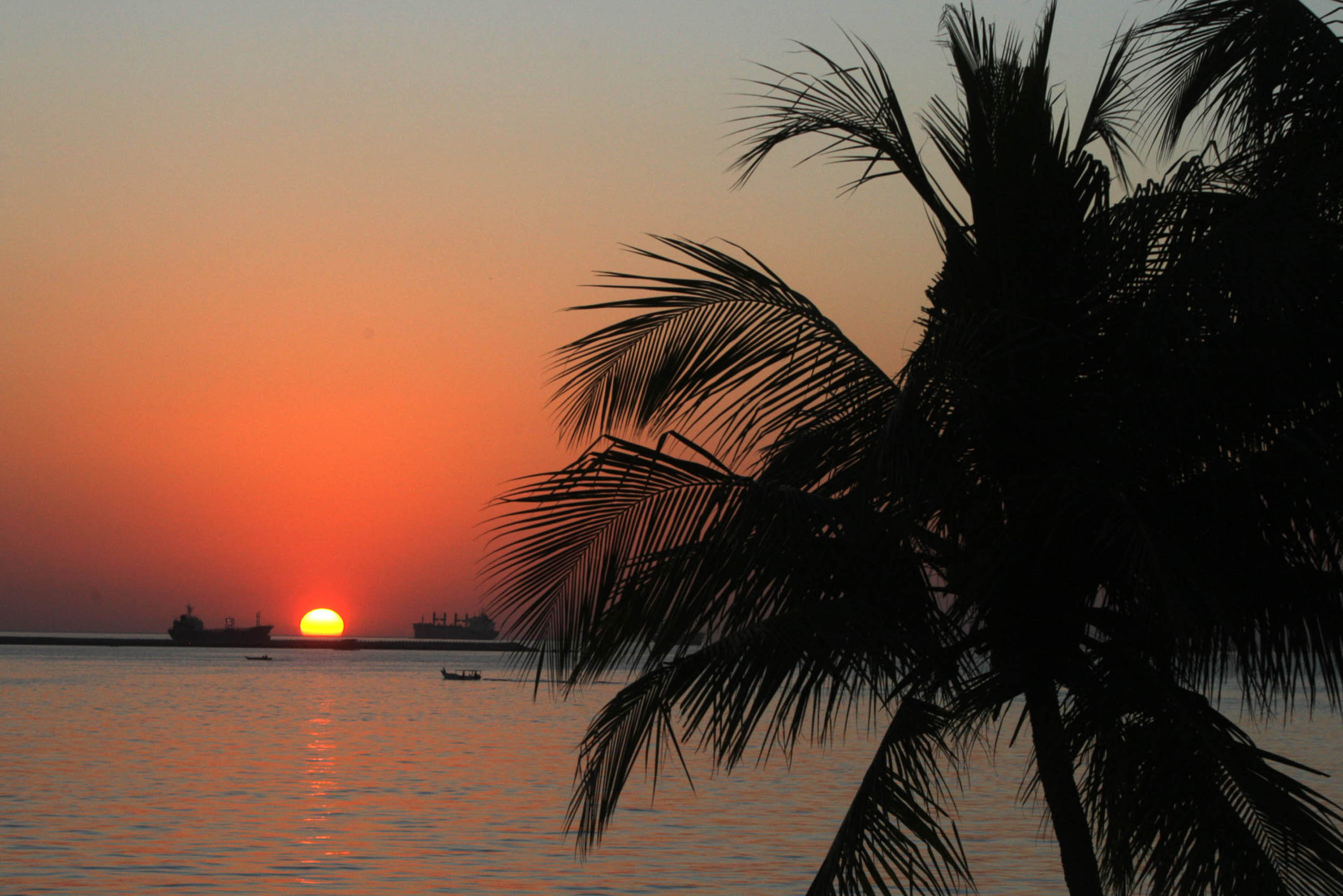 Prakiraan Cuaca Makassar Besok Jumat, 5 September 2025: Pagi sampai Sore Cerah