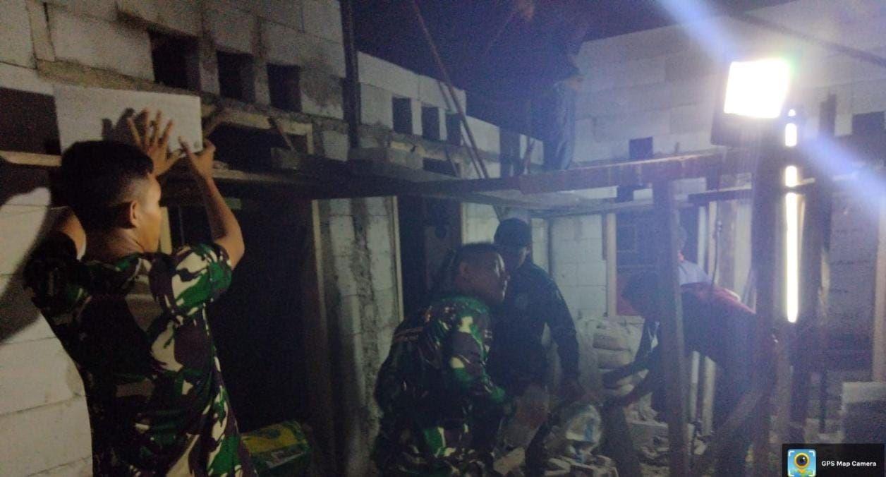 Satgas TMMD Ke-113 Mengerjakan Sasaran Fisik Di Kota Bekasi Siang Dan Malam
