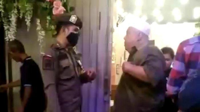 satpol-pp-usir-pemilik-restoran-di-bekasi.jpg