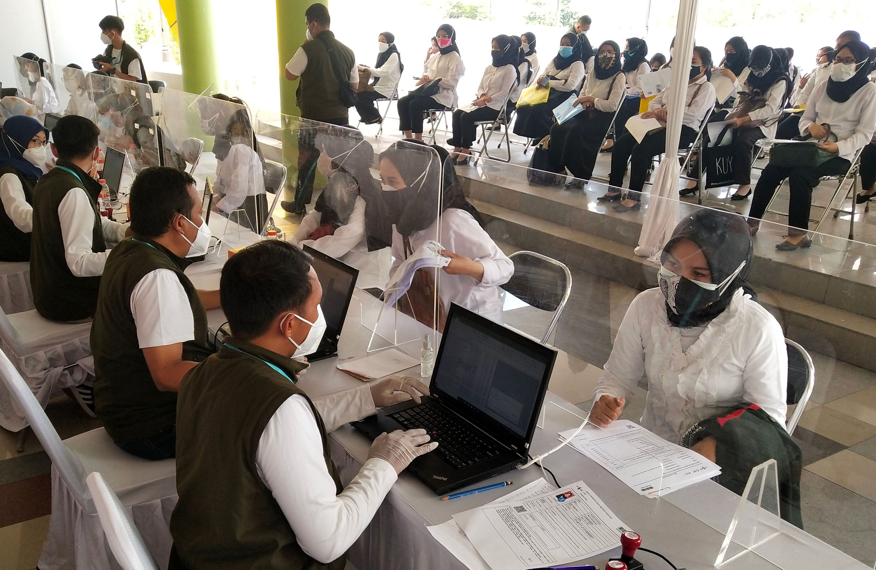 sebanyak-1684-peserta-ikut-seleksi-cpns-kota-bandung-2021_20210927_175422.jpg