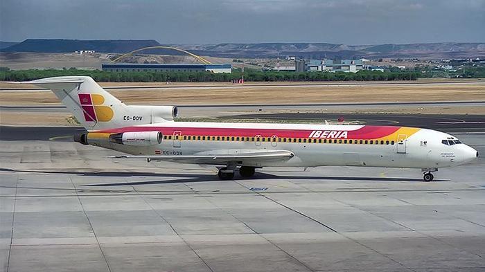 sebuah-pesawat-iberia-boeing-727-256-mirip-pesawat-flight-610.jpg