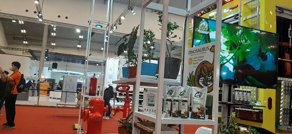 sebuah-produk-pupuk-di-giias-2021.jpg