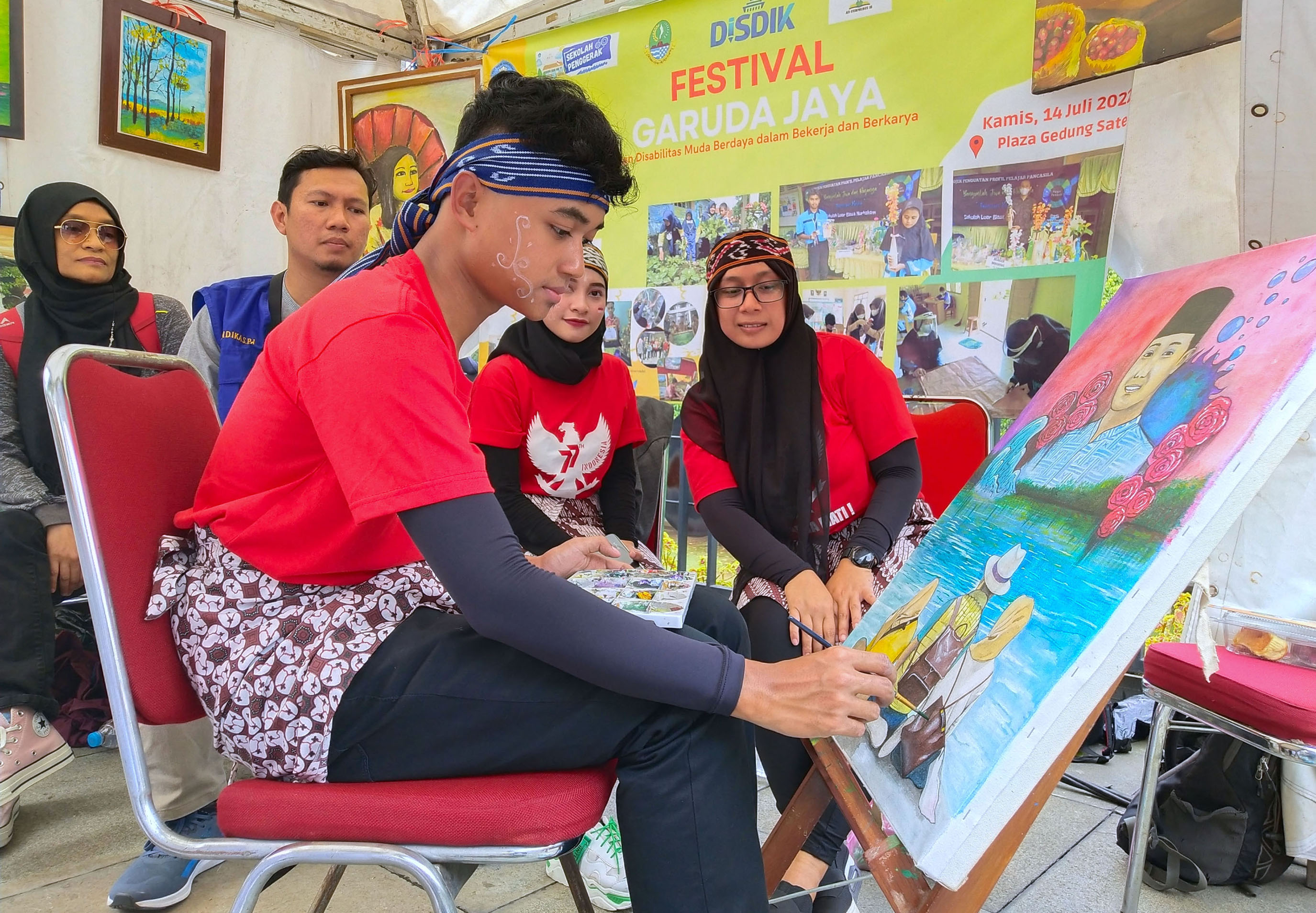 sejumlah-slb-di-jabar-meriahkan-festival-garuda-jaya_20220714_153803.jpg