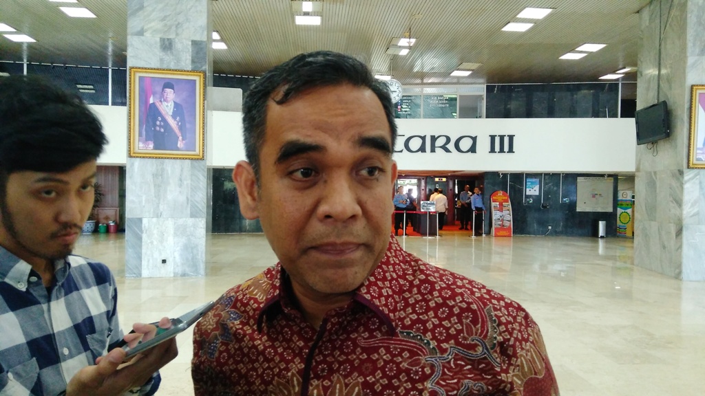 sekjen-dpp-partai-gerindra-ahmad-muzani_20180312_175530.jpg