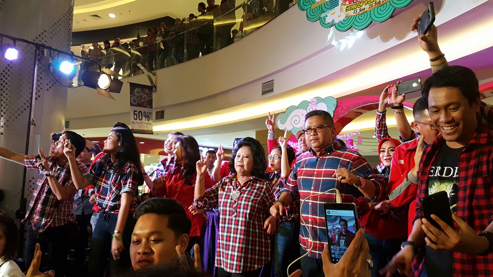 sekjen-pdip_20170208_193941.jpg