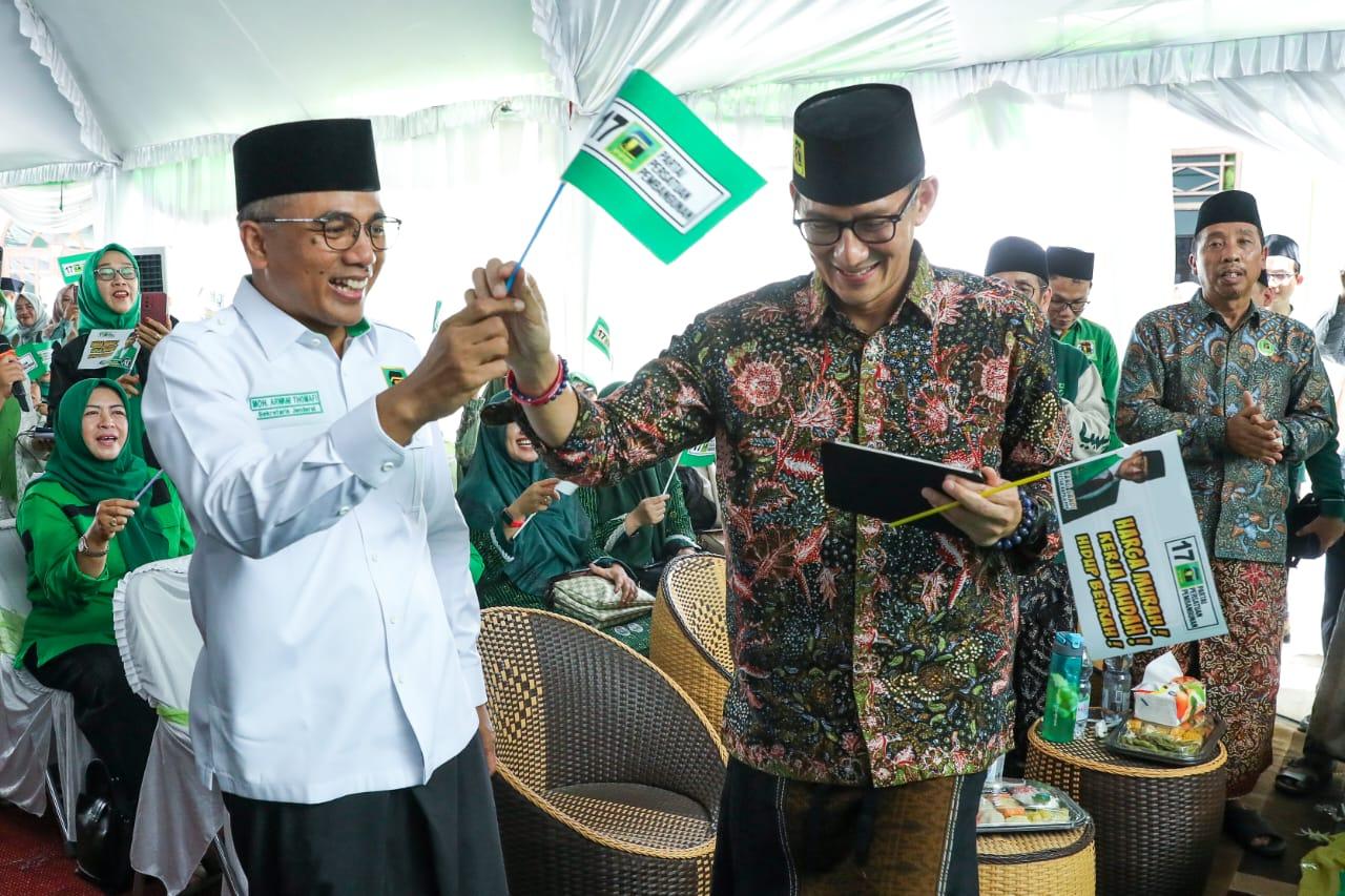 sekjen-ppp-dan-sandiaga-1.jpg