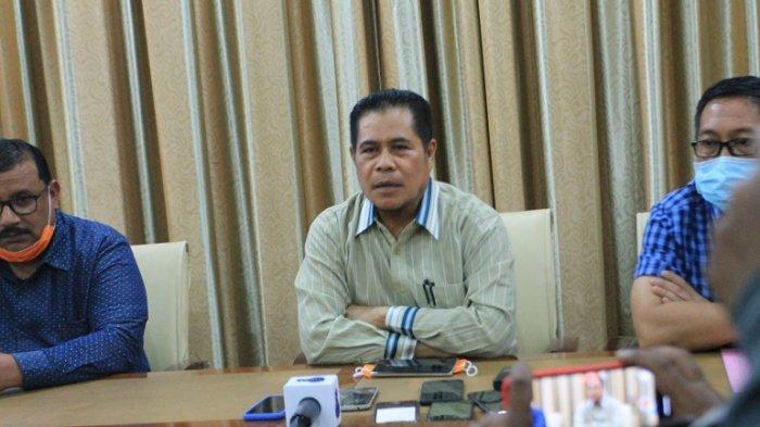 sekretaris-daerah-sekda-provinsi-papua-muhammad-ridwan-rumasukun.jpg