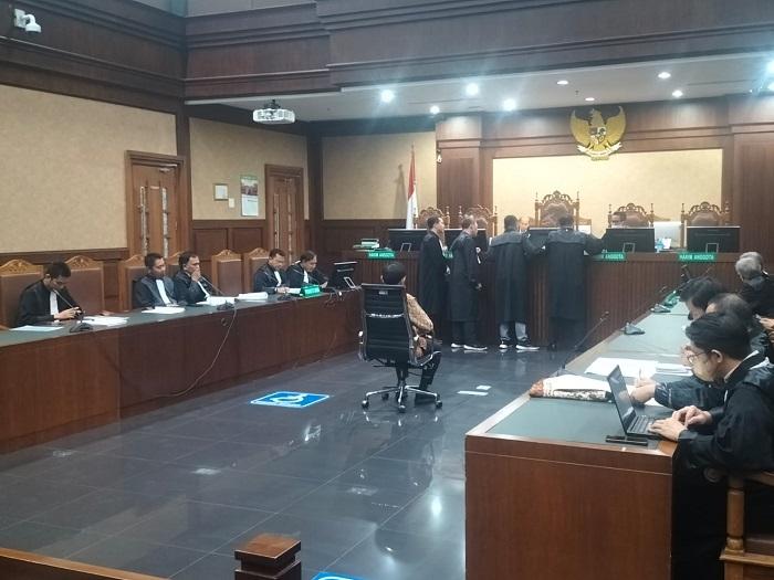 sekretaris-nonaktif-ma-hasbi-hasan-menjalani-sidang-dakwaan.jpg
