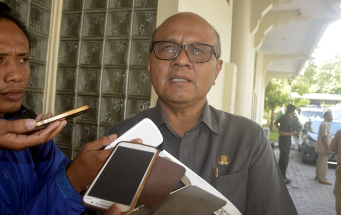 sekretaris-provinsi-kaltara-badrun_20161127_112856.jpg