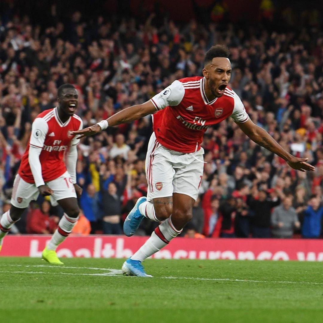 selebrasi-aubameyang-setelah-cetak-gol.jpg