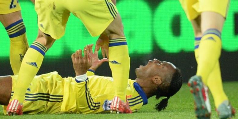 selebrasi-didier-drobga_20150430_052501.jpg