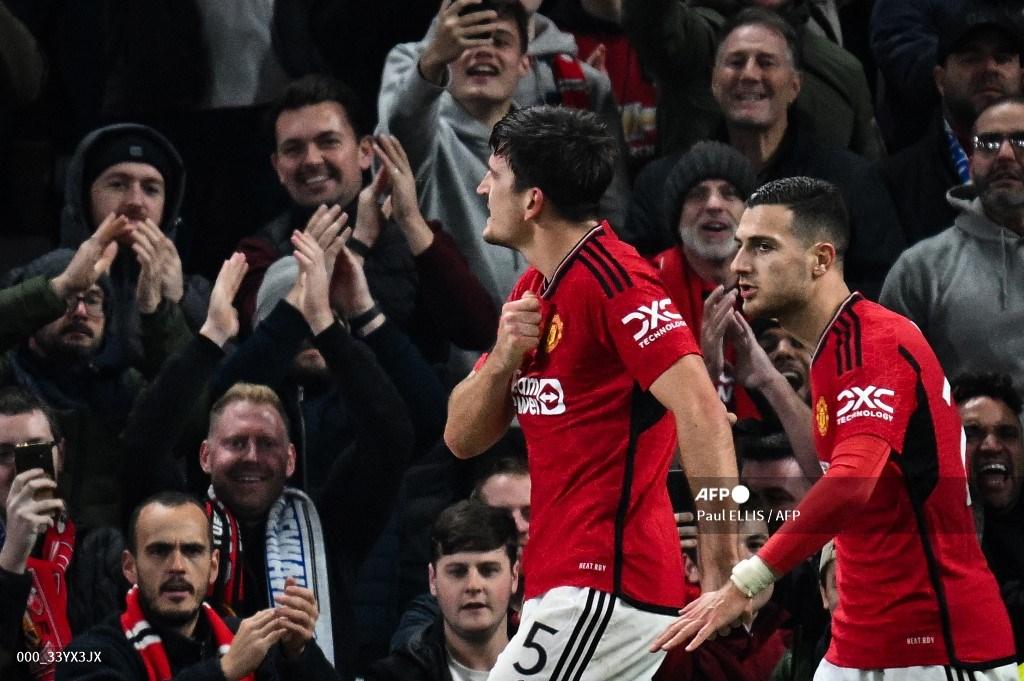 selebrasi-maguire-cetak-gol-di-liga-champions.jpg