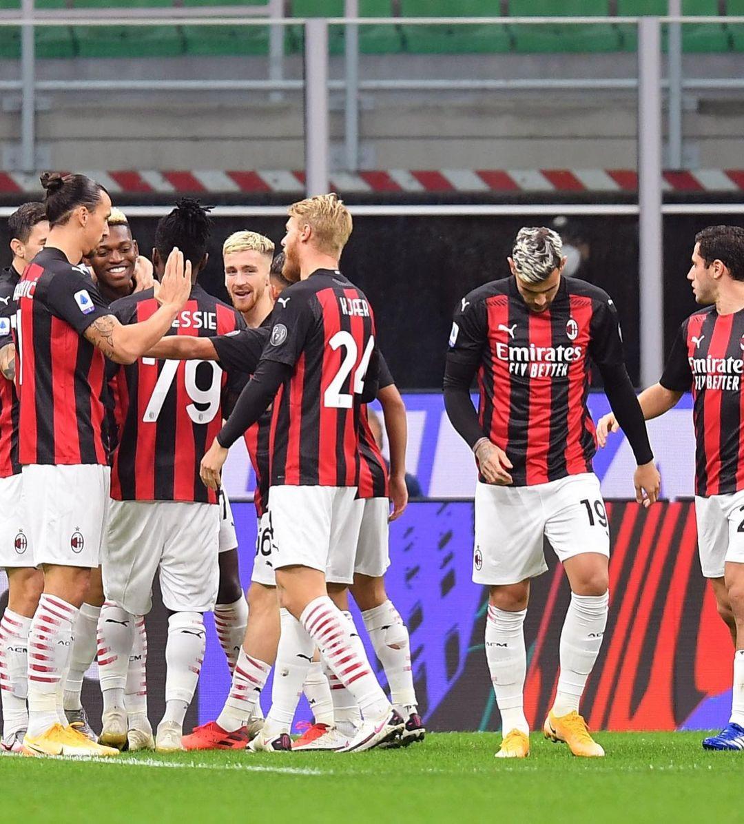 selebrasi-pemain-ac-milan-dalam-merayakan-gol-ke-gawang-as-roma.jpg