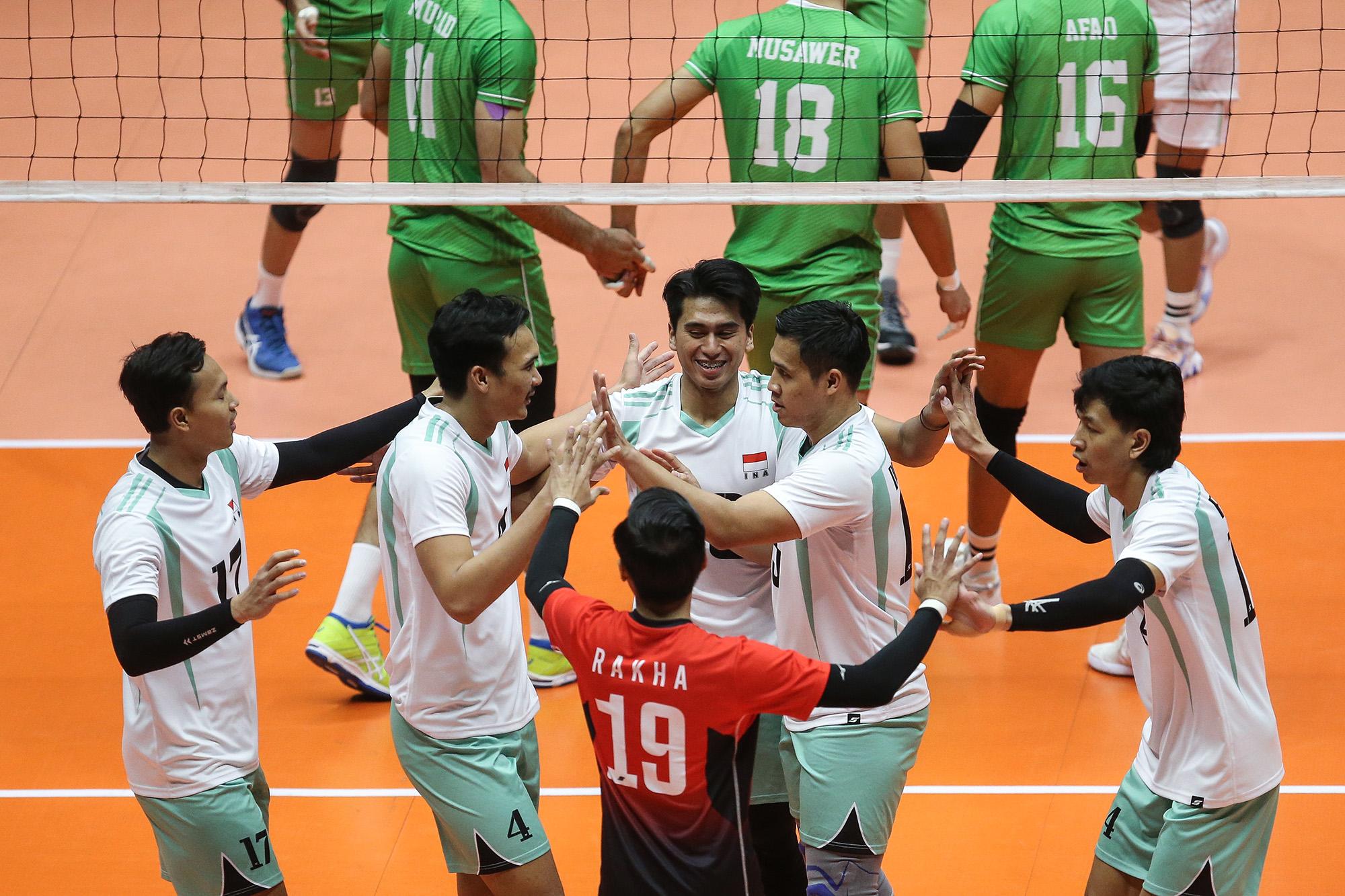 selebrasi-timnas-voli-indonesia-saat-lawan-pakistan.jpg