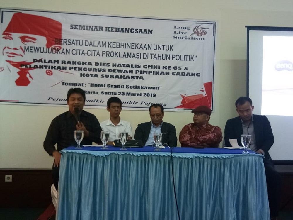 seminar-kebangsaan-dengan-tema-bersatu-dalam-kebhinekaan.jpg