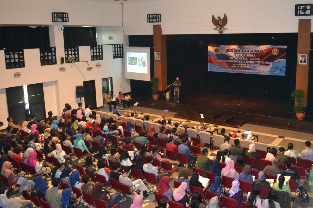 seminar-unpad_20141211_153416.jpg