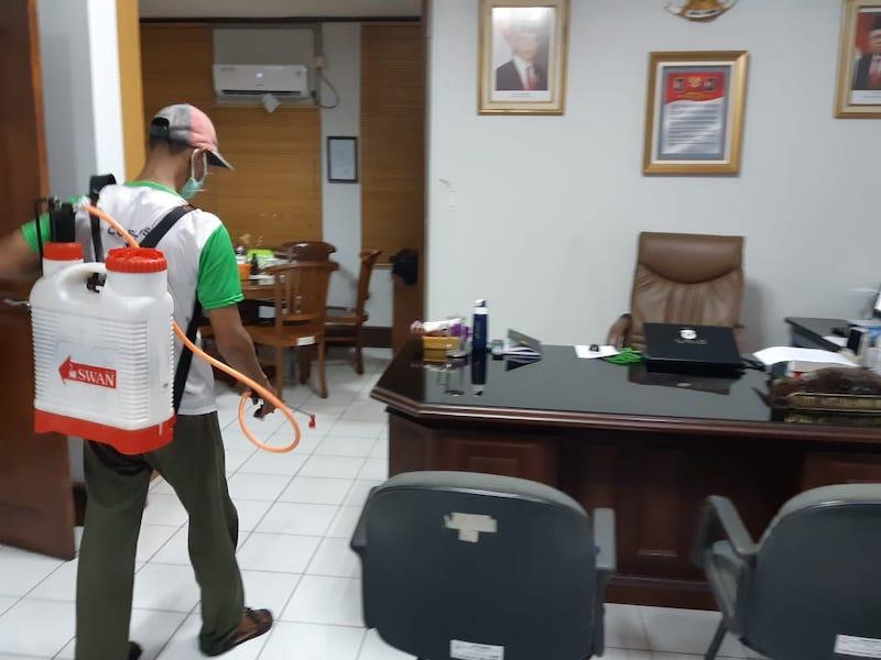 semprot-disinfektan-nih4.jpg