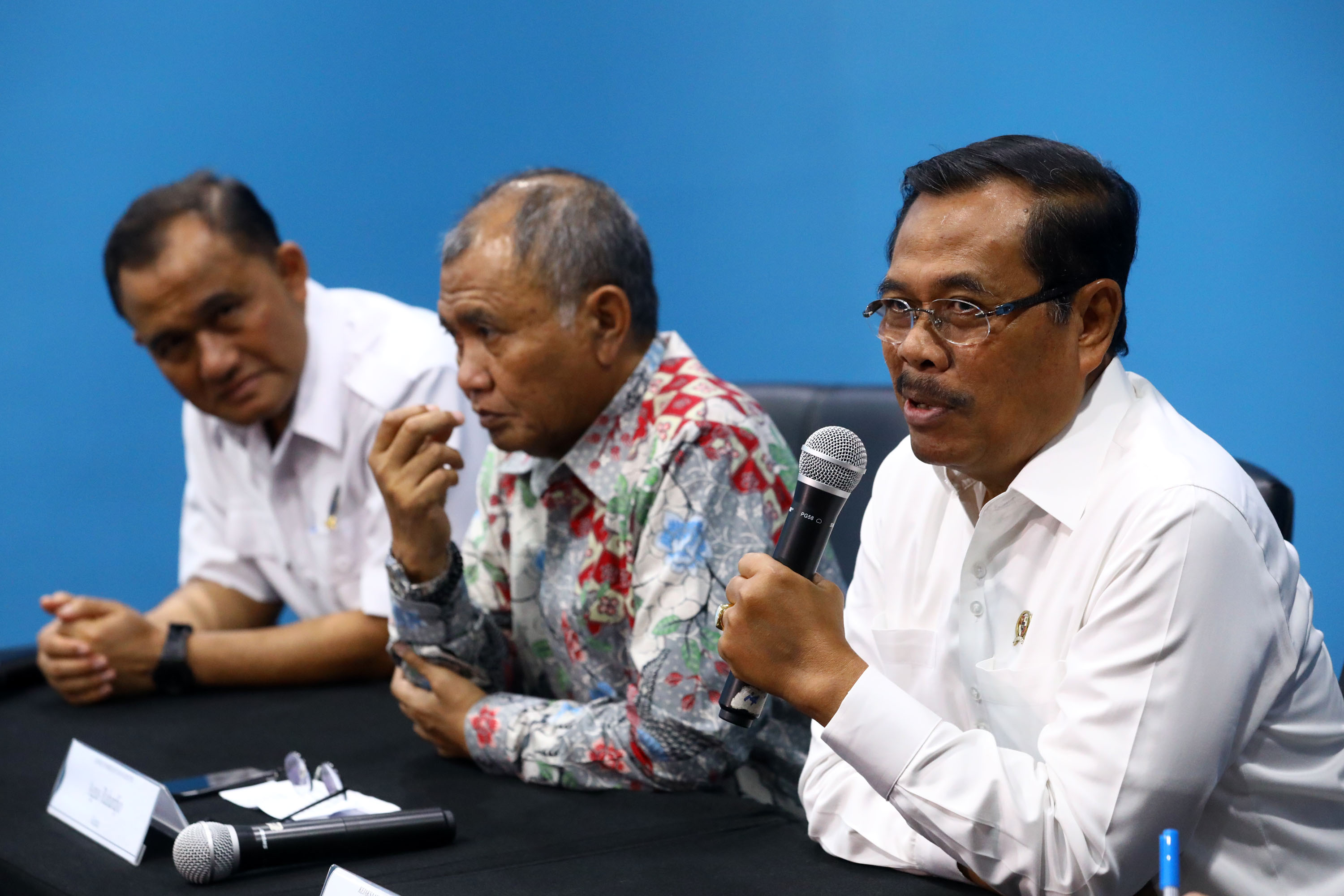 serah-terima-barang-rampasan-negara_20190220_203914.jpg